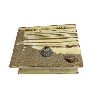 VTG Hinged Wooden Jewelry Trinket Box Rustic Beach Seashells Distressed EUC